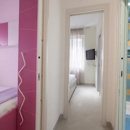 Apartment, 700m To Sandy סורנטו