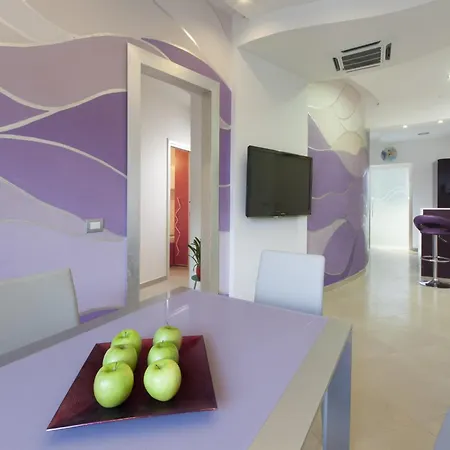 Apartment, 700m To Sandy דירה *